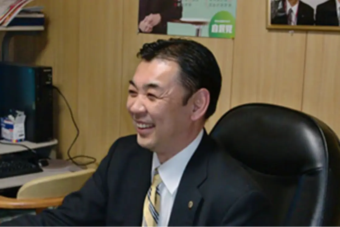 代表取締役社長　村上義幸